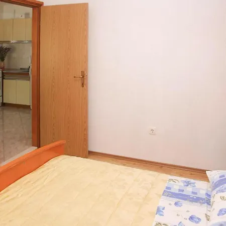 Апартаменты Pet Friendly In Hvar Хвар